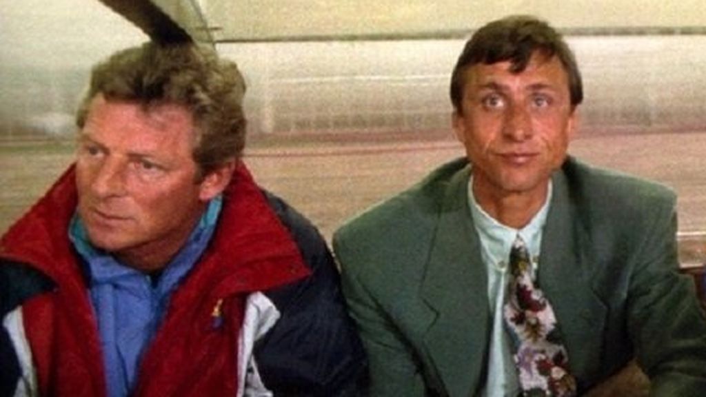 El Barcelonismo llora la muerte de Toni Bruins, mítico ayudante de Cruyff en el 'Dream Team' El Barcelonismo llora la muerte de Toni Bruins, mítico ayudante de Cruyff en el 'Dream Team'