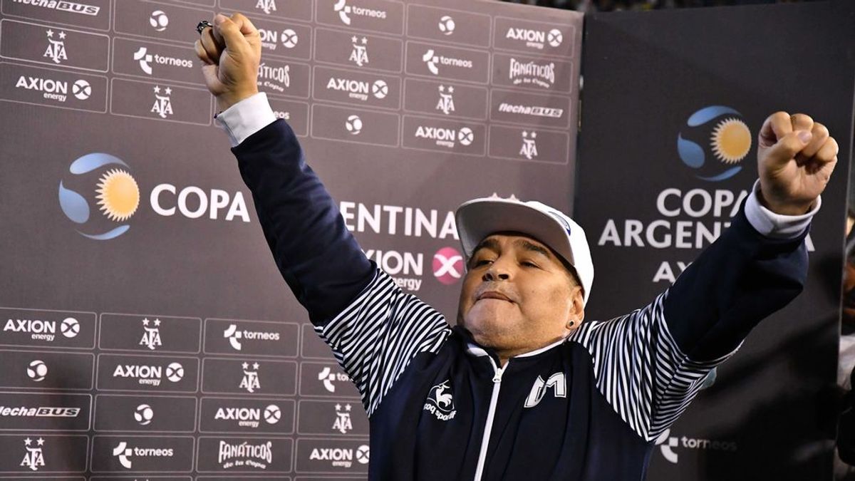 Diego Maradona ingresado en un hospital de La Plata por anemia Diego Maradona ingresado en un hospital de La Plata por anemia