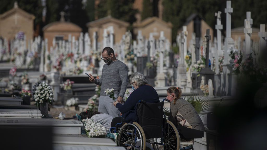 Los entierros, más caros según la ciudad: la OCU compara los precios de los funerales en España