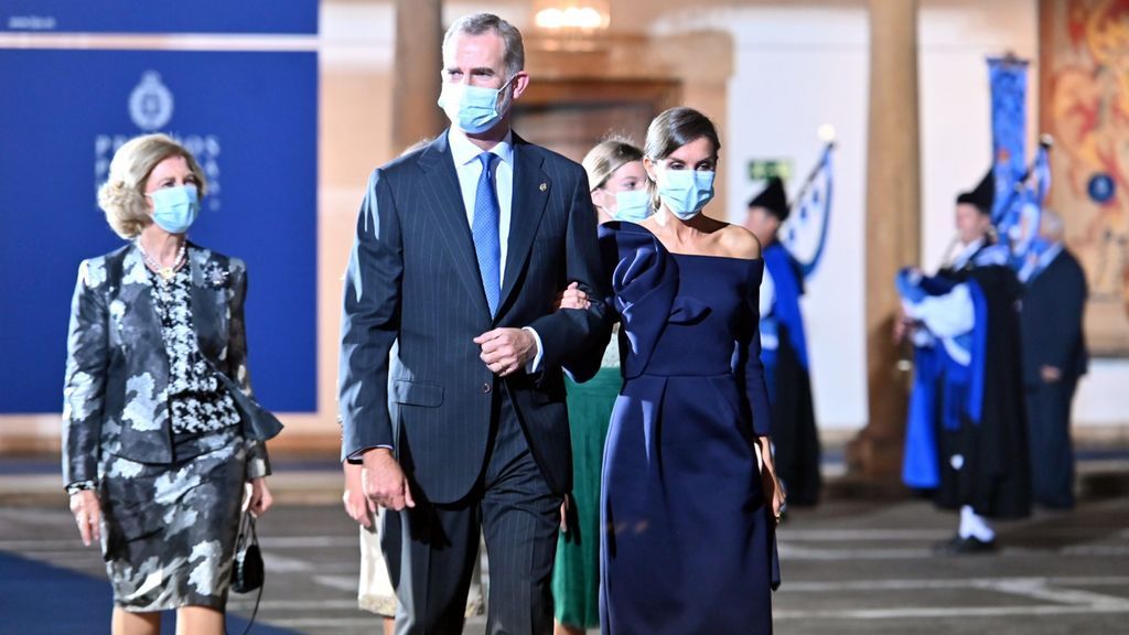 La familia real, a su entrada a los Princesa de Asturias 2020