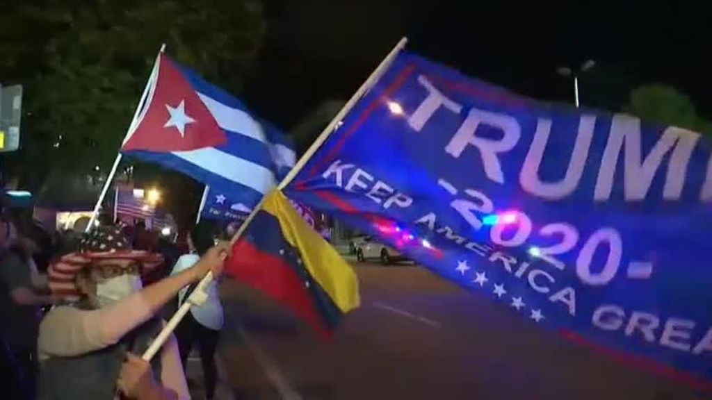 Aumenta la crispación en las calles de EEUU ante el ajustado recuento electoral