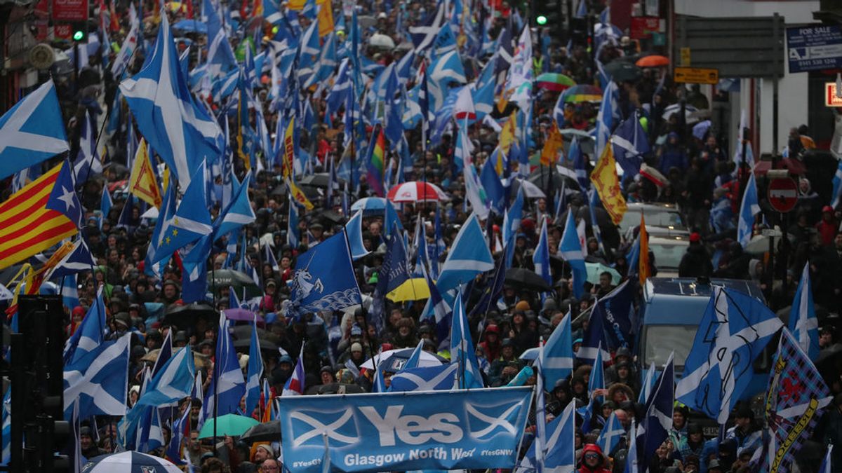 El Covid, el Brexit y el odio a Johnson atizan el independentismo escocés