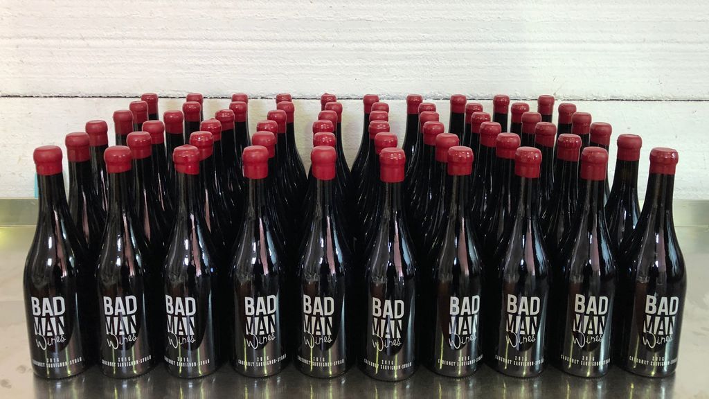 Botellas de Bad Man Wines