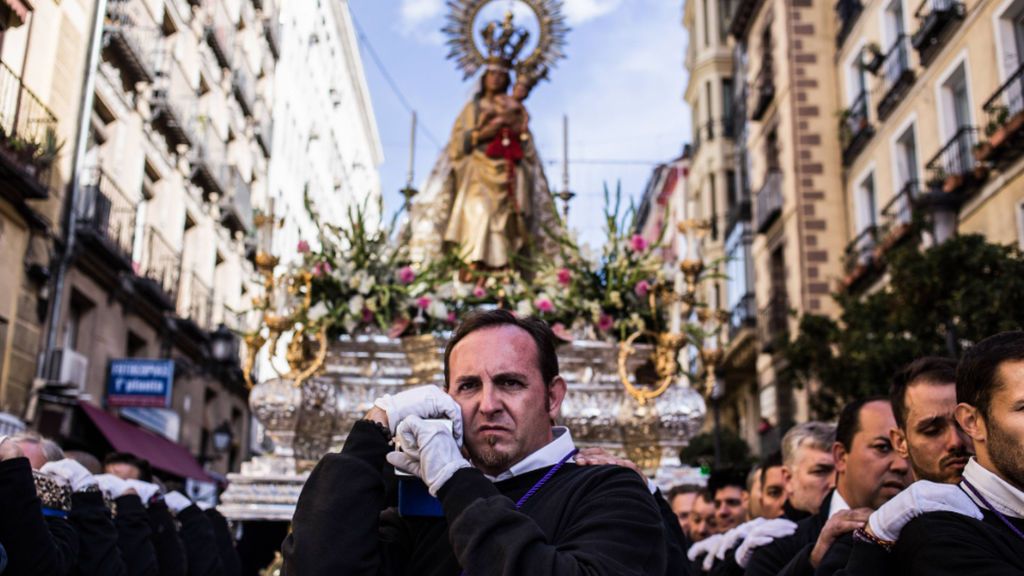 El origen de la leyenda de la Virgen de la Almudena: los enigmas que encierra la patrona de Madrid El origen de la leyenda de la Virgen de la Almudena: los enigmas que encierra la patrona de Madrid