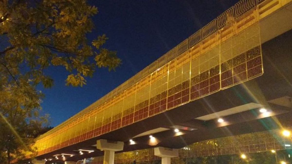Almeida instala luces de navidad con la bandera de España "elevar la moral" de los madrileños Almeida instala luces de navidad con la bandera de España "elevar la moral" de los madrileños