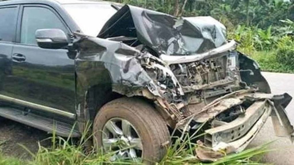 Coche de Eto'o tras el accidente