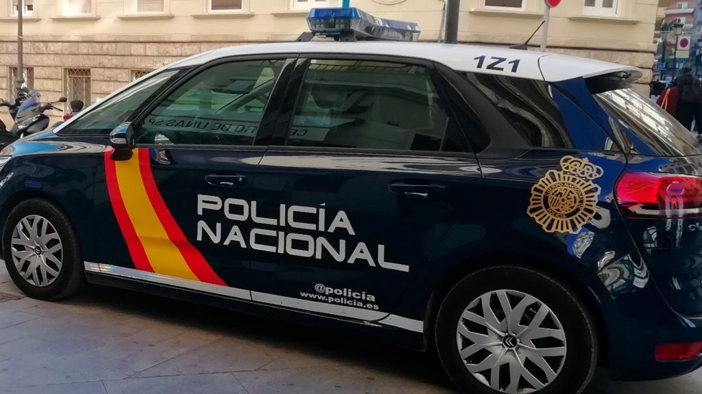 La Policía Nacional investiga la muerte por estrangulamiento de una mujer en Elche La Policía Nacional investiga la muerte por estrangulamiento de una mujer en Elche