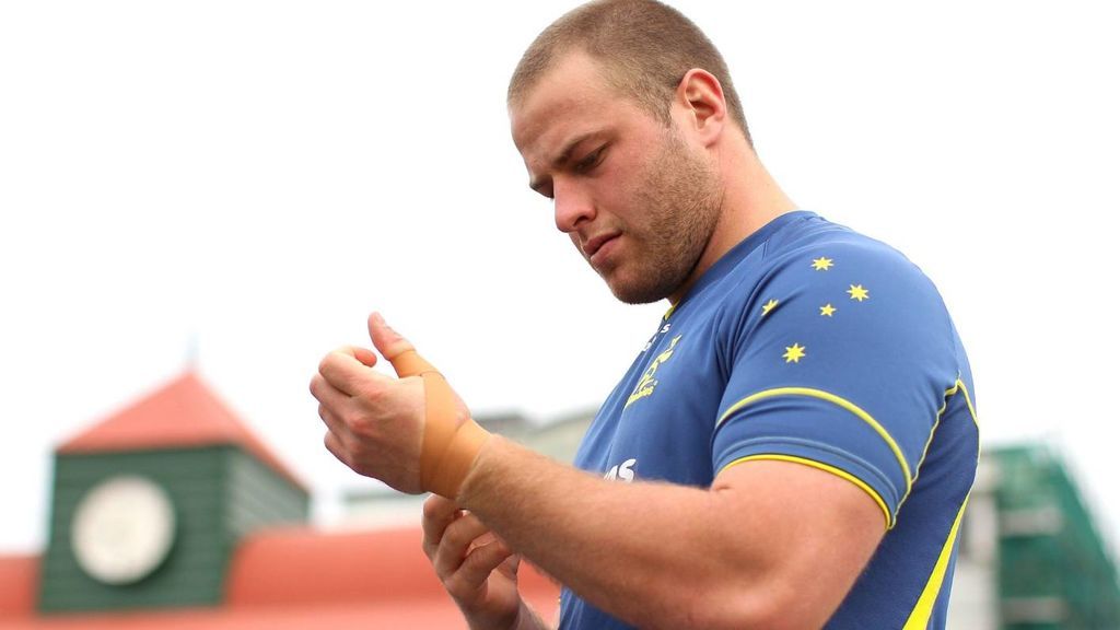 La impactante confesión de un exjugador de rugby sobre su homosexualidad: “Mi propia muerte era preferible a que alguien descubriera que era gay” La impactante confesión de un exjugador de rugby sobre su homosexualidad: “Mi propia muerte era preferible a que alguien descubriera que era gay”
