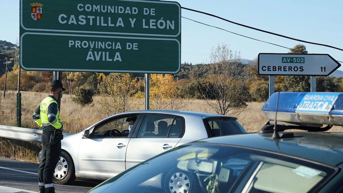 Castilla y León prorroga el confinamiento perimetral de la comunidad otros 14 días Castilla y León prorroga el confinamiento perimetral de la comunidad otros 14 días