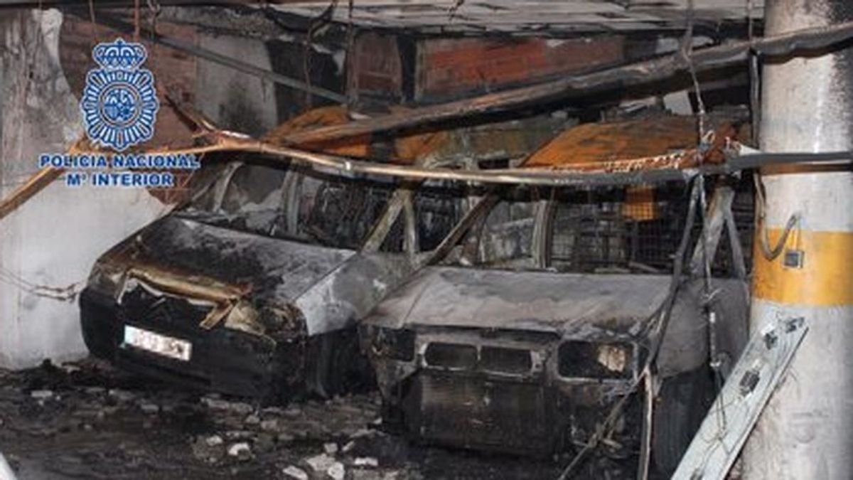 Solicitan 257 años de cárcel a los 'payasos justicieros' de Logroño por la quema de 60 coches Solicitan 257 años de cárcel a los 'payasos justicieros' de Logroño por la quema de 60 coches