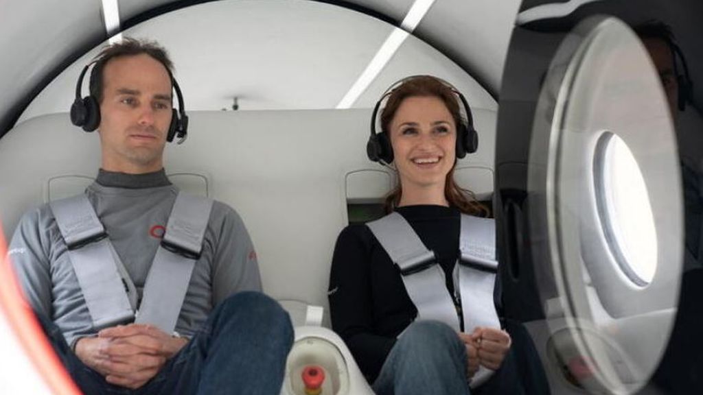 Hyperloop Virgin realiza con éxito su primer viaje con pasajeros y abre una puerta al futuro del transporte