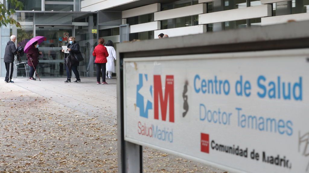 Madrid registra un mínimo de solo 243 contagios y 26 muertes Madrid registra un mínimo de solo 243 contagios y 26 muertes