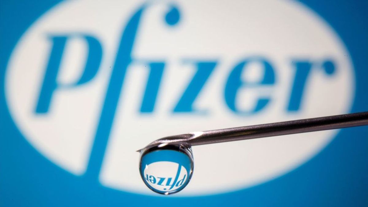 El enorme reto logístico al que se enfrenta la vacuna de Pfizer: "Sus condiciones de conservación impiden su uso a gran escala" El enorme reto logístico al que se enfrenta la vacuna de Pfizer: "Sus condiciones de conservación impiden su uso a gran escala"