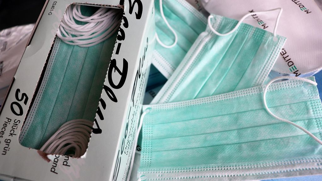 Los médicos preventivos defienden la mascarillas quirúrgicas para evitar la propagación del del SARS-COV2 Los médicos preventivos defienden la mascarillas quirúrgicas para evitar la propagación del del SARS-COV2