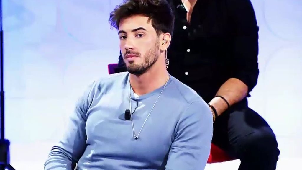 violeta se enfrenta a Iván