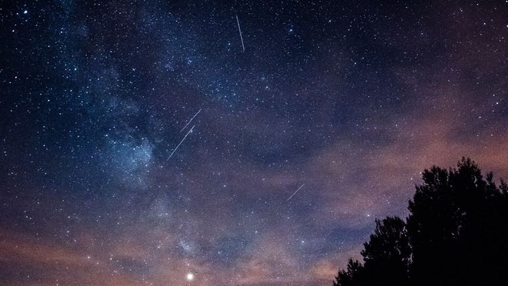 Cuenta atrás para el pico de la lluvia de estrellas táuridas Cuenta atrás para el pico de la lluvia de estrellas táuridas