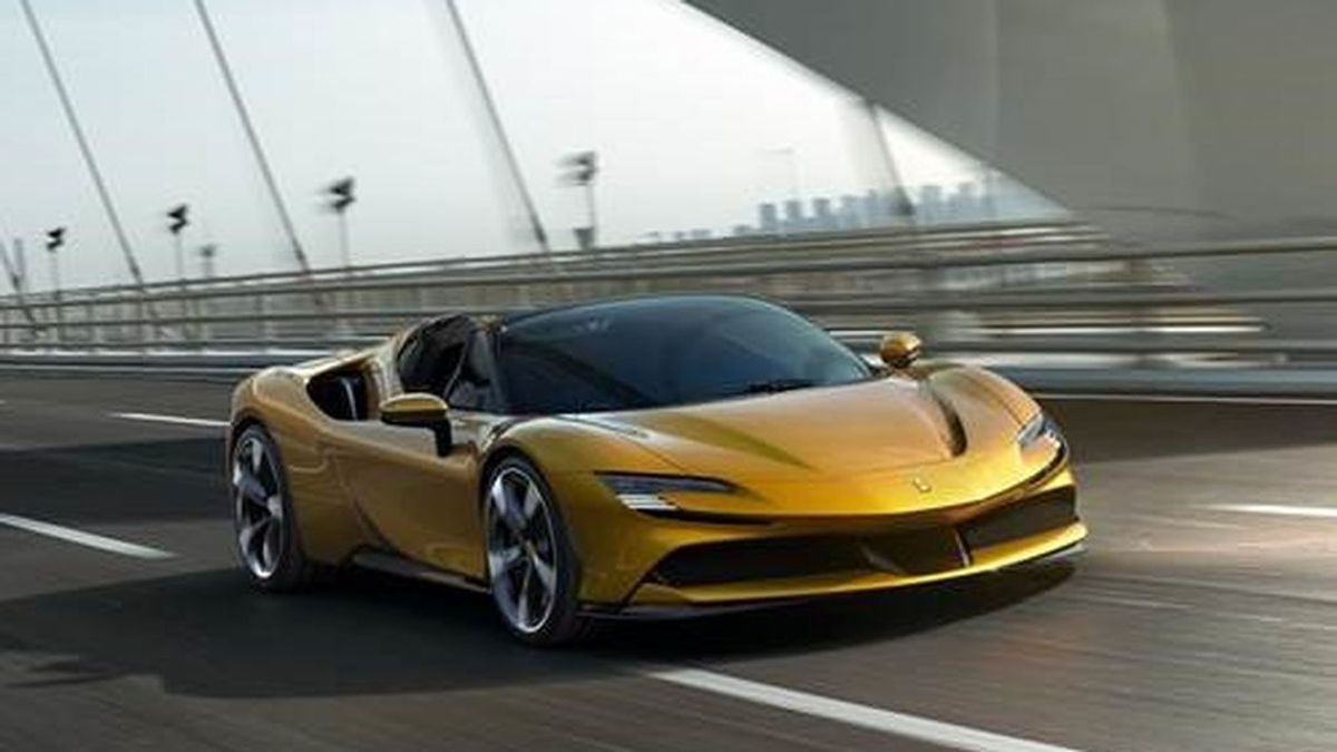 Ferrari SF90 Spider, con 1.000 caballos, el descapotable enchufable más potente del mundo Ferrari SF90 Spider, con 1.000 caballos, el descapotable enchufable más potente del mundo
