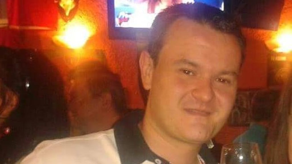 Chema, el joven de 38 años que ha muerto por covid: “Era responsable y se cuidaba, y aún así le ha pasado” Chema, el joven de 38 años que ha muerto por covid: “Era responsable y se cuidaba, y aún así le ha pasado”