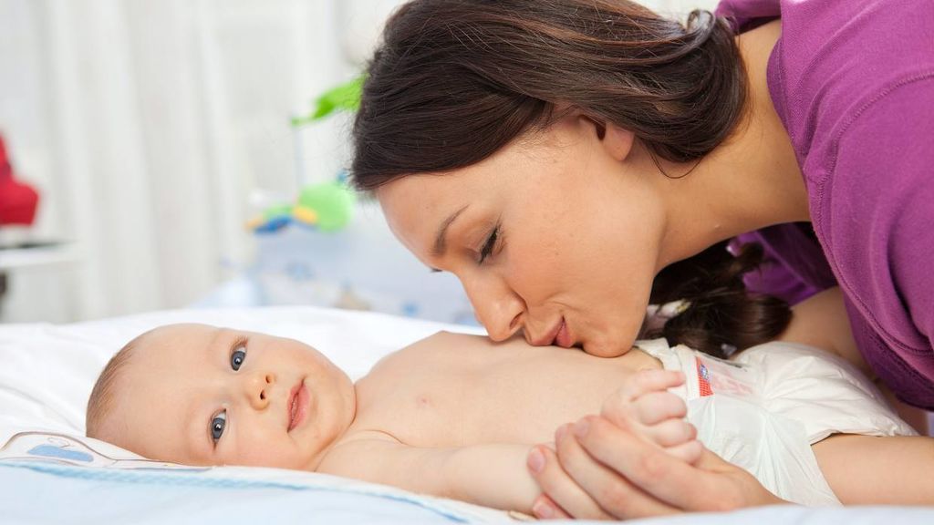 Así, gracias a la exterogestación los pequeños se sentirán más calmados y protegidos.