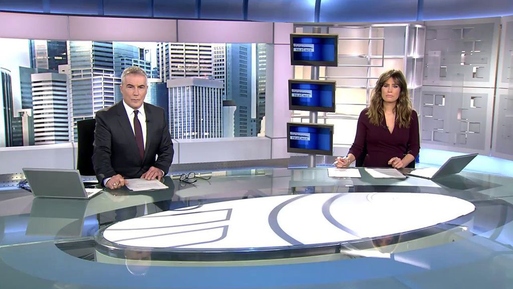 Con David Cantero e Isabel Jiménez Informativos Telecinco 2020 Mediodía 12/11/2020