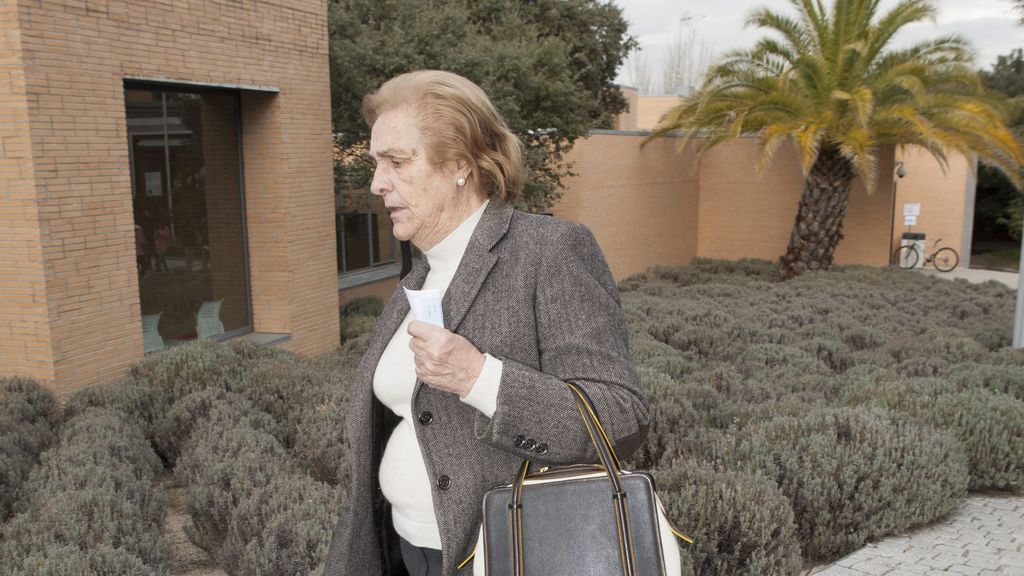 Teresa Rivero, viuda de Ruíz Mateos y ex presidenta del Rayo Vallecano, ingresada en estado grave Teresa Rivero, viuda de Ruíz Mateos y ex presidenta del Rayo Vallecano, ingresada en estado grave