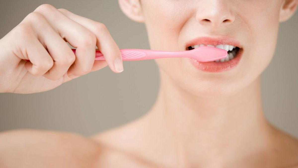 8 consejos para el cuidado del cepillo dental en época de coronavirus