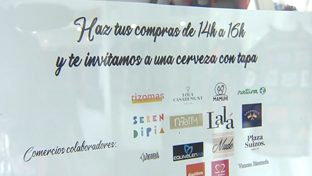 Los comerciantes de Almería se unen en una ingeniosa iniciativa: bebida y tapa gratis por comprar en su tienda