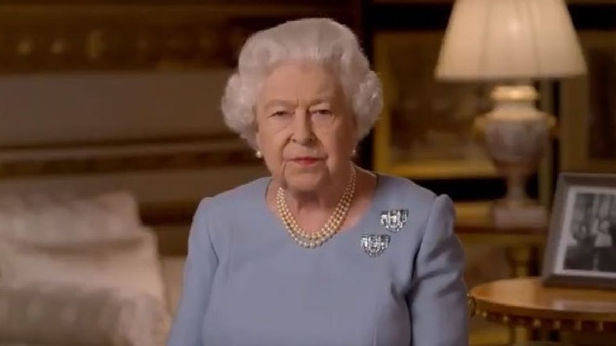 La reina Isabel II no tiene ninguna intención de retirarse: quiere servir a la nación "para toda la vida"