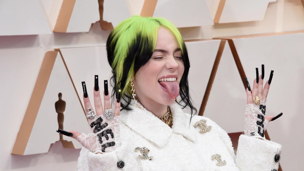 Billie Eilish recupera con 'Therefore I Am' el sonido electrónico y el misticismo que la encumbró Billie Eilish recupera con 'Therefore I Am' el sonido electrónico y el misticismo que la encumbró
