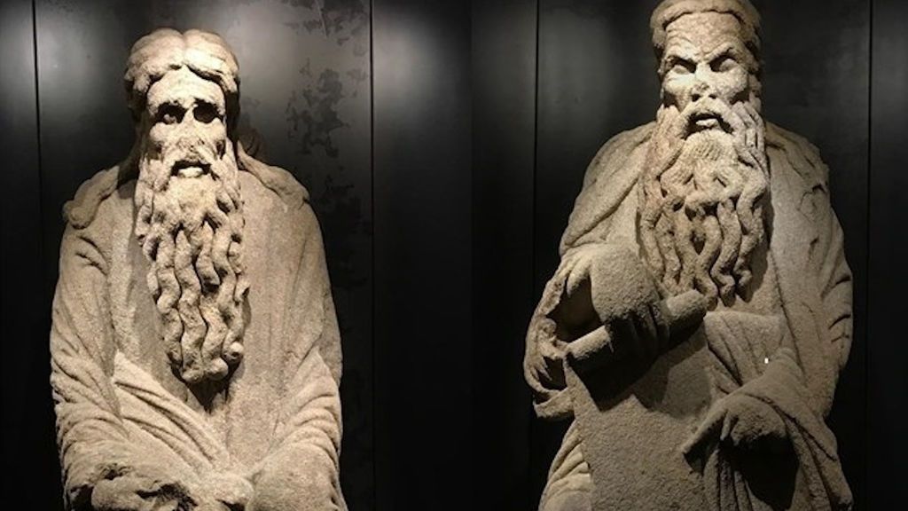 Las estatuas de Abraham e Isaac están catalogadas como BIC