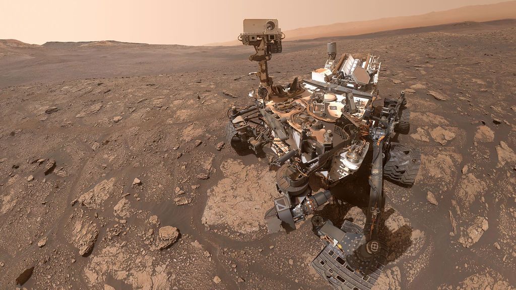 El rover Curiosity envía un 'selfie' desde Marte y lo cuelga en sus redes sociales El rover Curiosity envía un 'selfie' desde Marte y lo cuelga en sus redes sociales