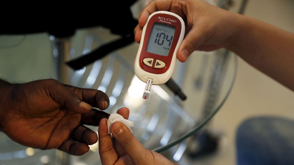 Un estudio revela que los niveles altos de azúcar en sangre elevan la mortalidad en enfermos de coronavirus Un estudio revela que los niveles altos de azúcar en sangre elevan la mortalidad en enfermos de coronavirus