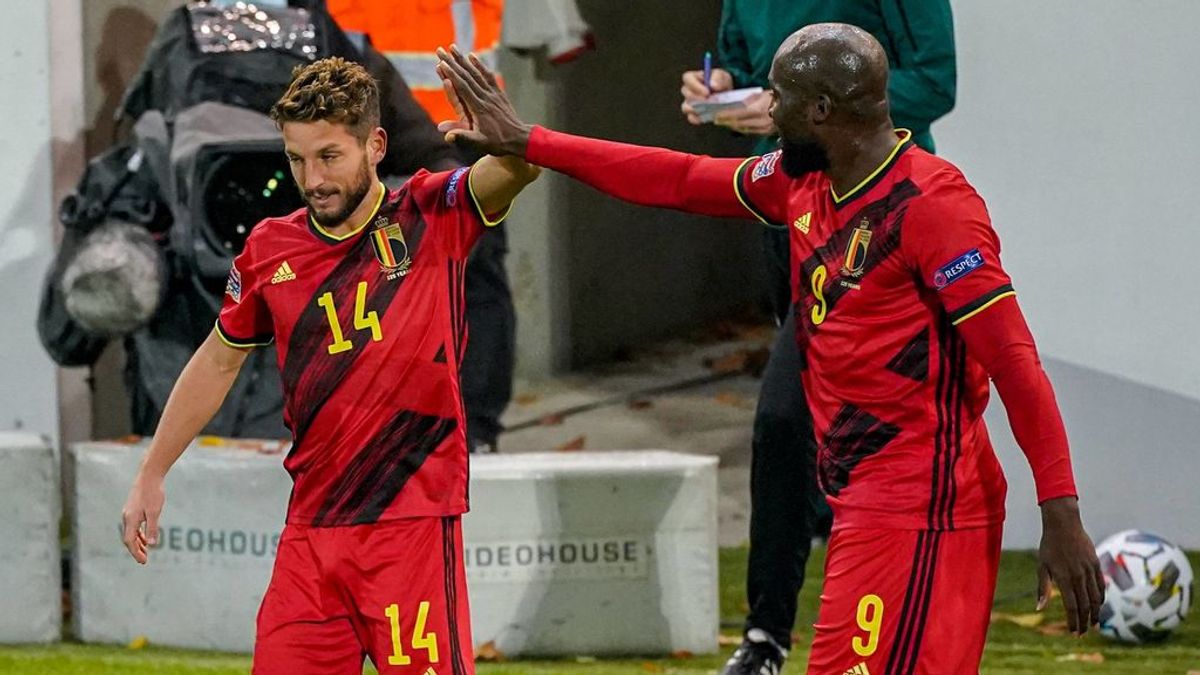 Mertens y Lukaku celebran el segundo gol ante Inglaterra.