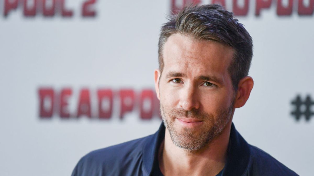 Los actores Ryan Reynolds y Rob McElhenney compran el Wrexham FC, equipo de quinta división inglesa Los actores Ryan Reynolds y Rob McElhenney compran el Wrexham FC, equipo de quinta división inglesa