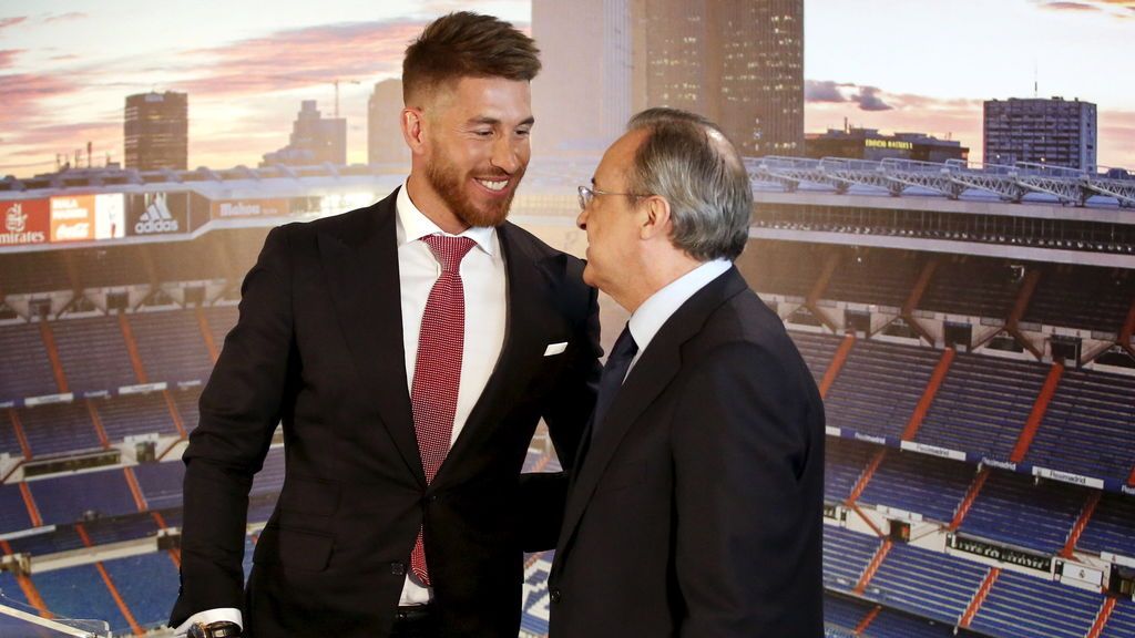 Florentino Pérez y Sergio Ramos en la última renovación del sevillano.