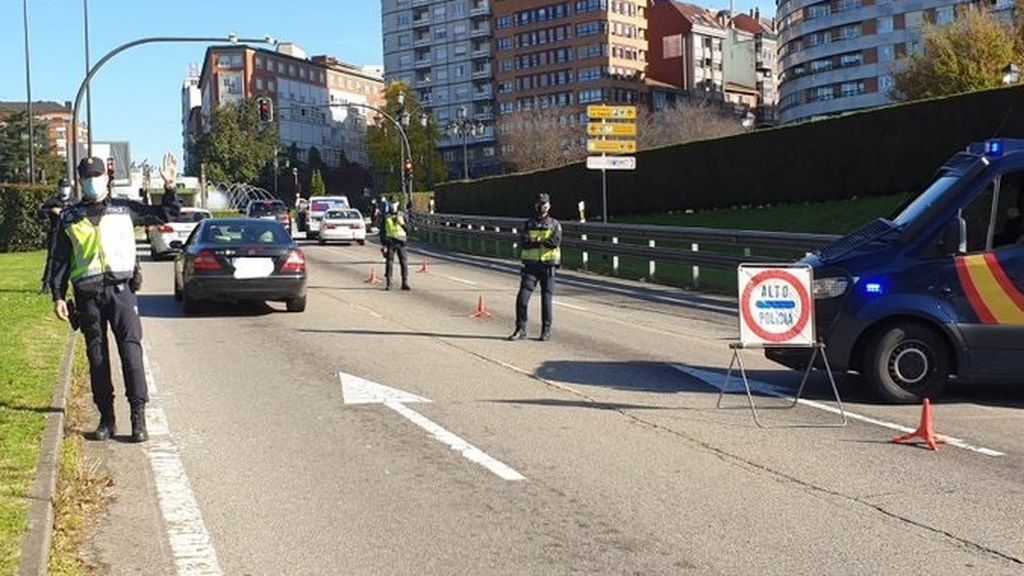 Asturias ampliará el cierre perimetral de Oviedo, Gijón y Avilés hasta el 3 de diciembre Asturias ampliará el cierre perimetral de Oviedo, Gijón y Avilés hasta el 3 de diciembre