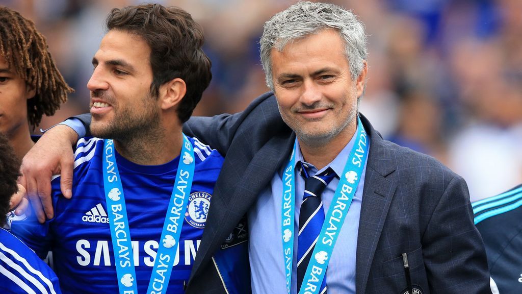 Cesc Fábregas y José Mourinho, durante su etapa en el Chelsea.