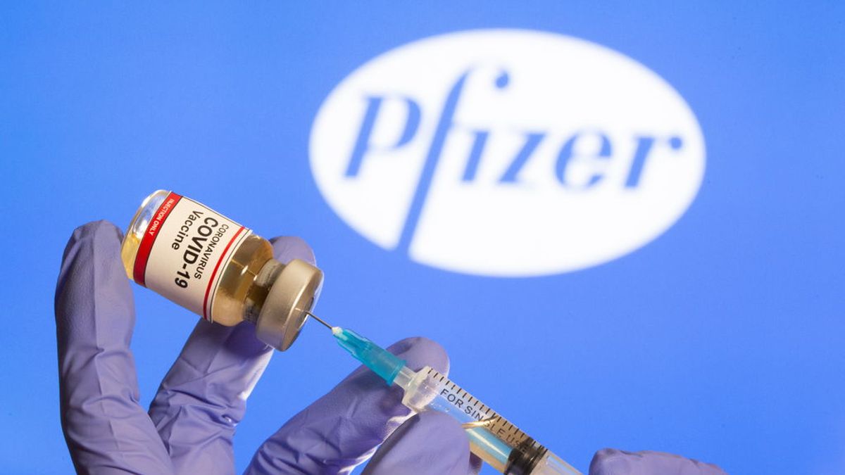 La desenfrenada carrera de las farmacéuticas: Pfizer sitúa ahora la eficacia de su vacuna en el 95 %, medio punto más que la de Moderna La desenfrenada carrera de las farmacéuticas: Pfizer sitúa ahora la eficacia de su vacuna en el 95 %, medio punto más que la de Moderna