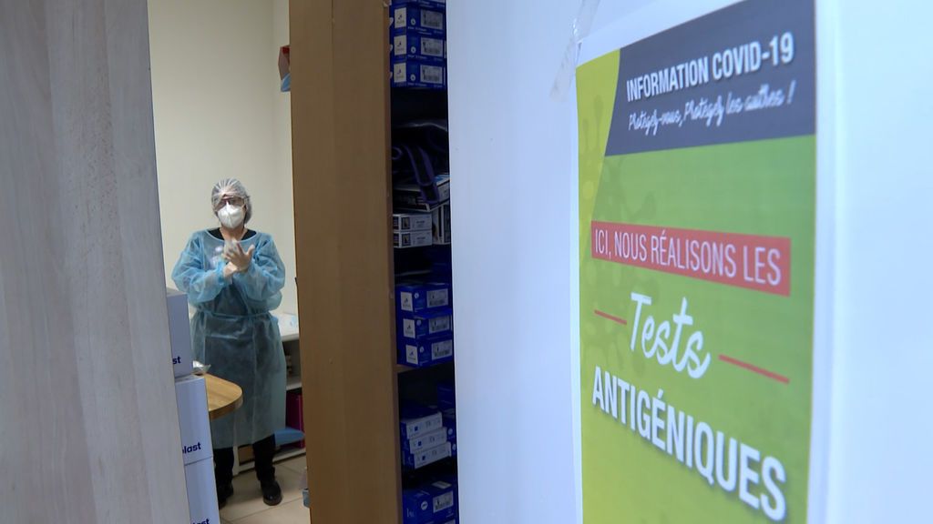 Test de antígenos en farmacias, una realidad en Francia: a 8,40 euros y por farmacéuticos Test de antígenos en farmacias, una realidad en Francia: a 8,40 euros y por farmacéuticos