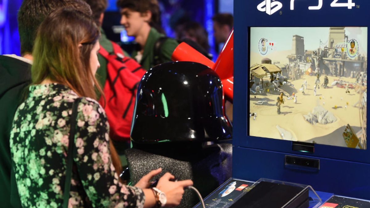 Se acabó hacer colas por la Play Station 5: sale a la venta en España pero sólo disponible en tienda online Se acabó hacer colas por la Play Station 5: sale a la venta en España pero sólo disponible en tienda online