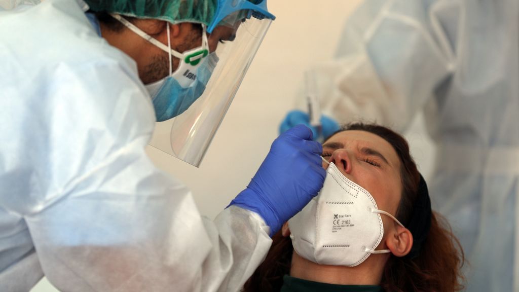 Cuántos tipos de test de covid-19 hay, dónde te los puedes hacer y para qué sirve cada uno Cuántos tipos de test de covid-19 hay, dónde te los puedes hacer y para qué sirve cada uno