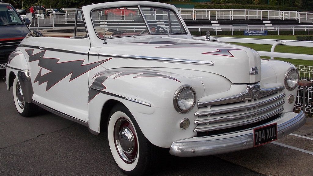 Ford Deluxe 1948