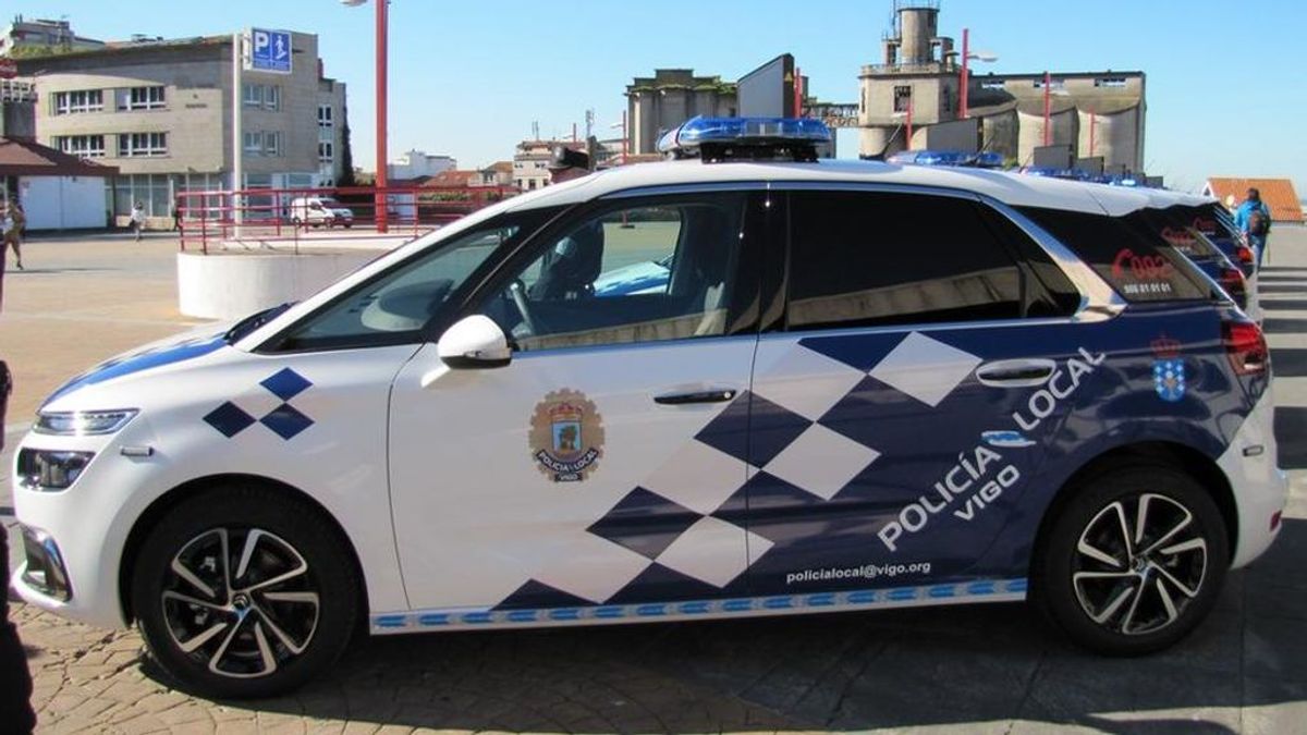La Policía Local de Vigo multa a algunos de sus propios coches por tener la ITV caducada