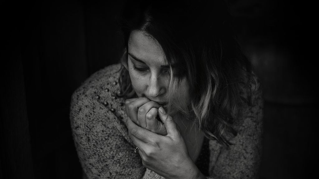 pexels-kat-jayne-736843