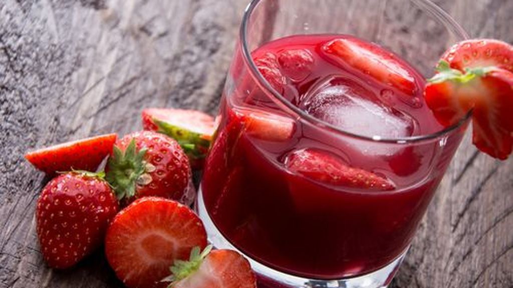 Uno de los zumos más solicitados es el zumo rojo, que estará hecho con fresas y pomelo.