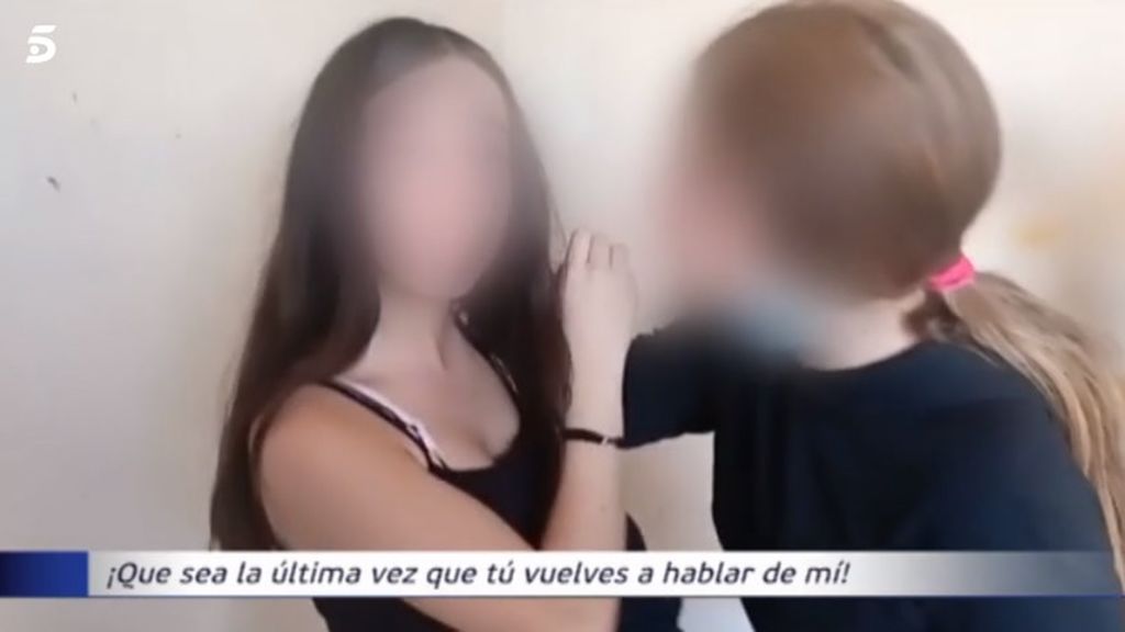 No aguanta más y denuncia el acoso que sufre su hija en un instituto de Granada