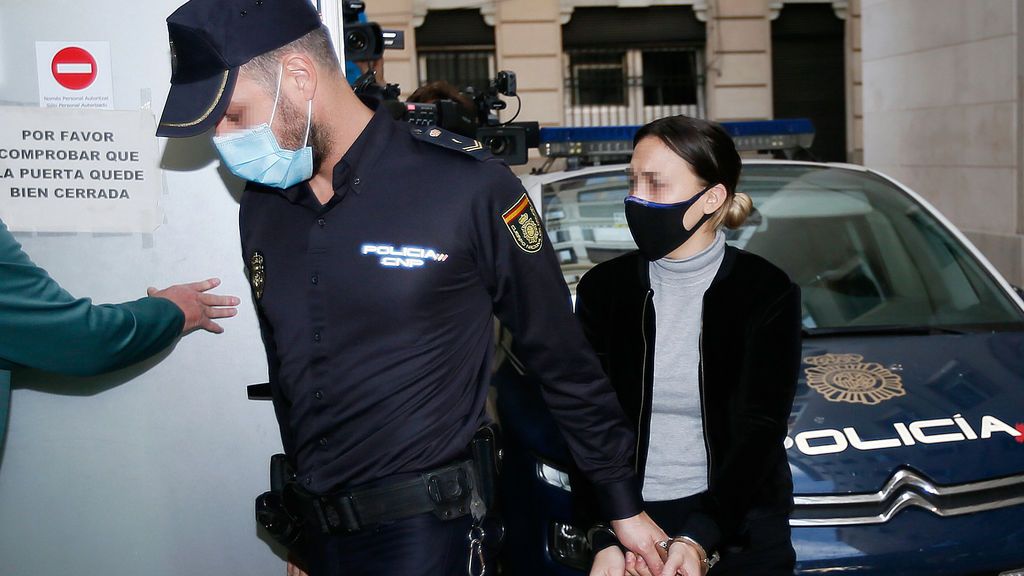 La acusada de matar al hijo de su pareja en Elda : "Ni yo misma sé lo que pasó, estoy arrepentida de mentir" La acusada de matar al hijo de su pareja en Elda : "Ni yo misma sé lo que pasó, estoy arrepentida de mentir"