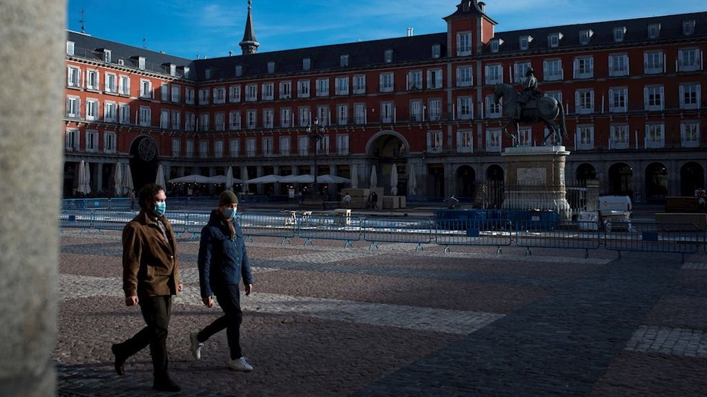 Bajan las hospitalizaciones en Madrid pero suben las muertes y los contagios diarios hasta 1.785 Bajan las hospitalizaciones en Madrid pero suben las muertes y los contagios diarios hasta 1.785