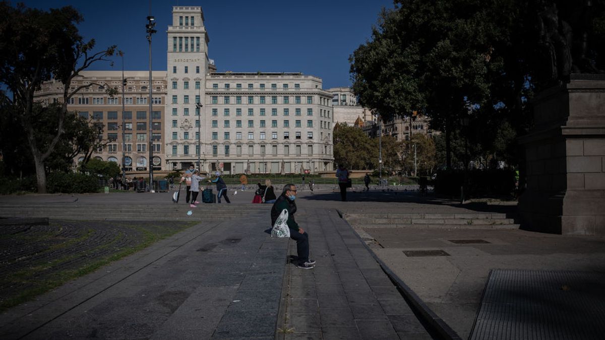 Sigue bajando el riesgo de contagio en Cataluña, pero no descienden las defunciones: 58 muertes y 1.126 positivos en el ultimo día Sigue bajando el riesgo de contagio en Cataluña, pero no descienden las defunciones: 58 muertes y 1.126 positivos en el ultimo día