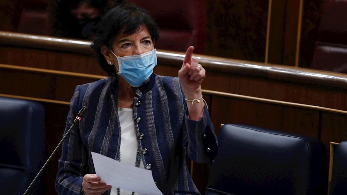 Celaá defiende su ley educativa basada en la "equidad" frente al "elitismo" Celaá defiende su ley educativa basada en la "equidad" frente al "elitismo"